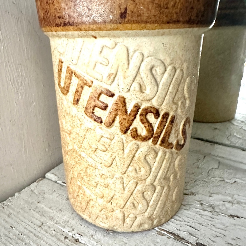 Vtg Retro Pottery Craft USA Ceramic Utensil Crock Holder 70s Stoneware Kitchen - Picture 3 of 8